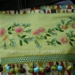 motif broderie turquoise